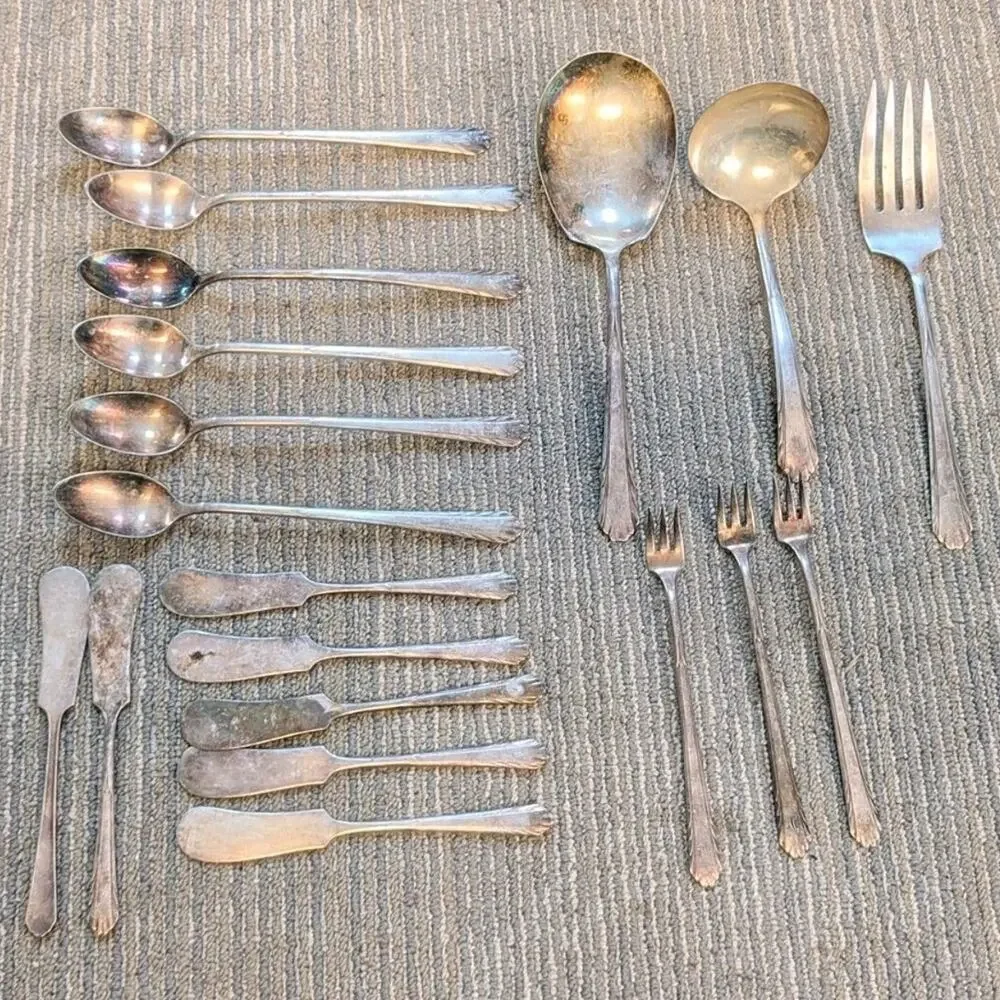 Antique Vintage Silver Triple Plate Plus Flatware & Serveware 19 Piece Lot
